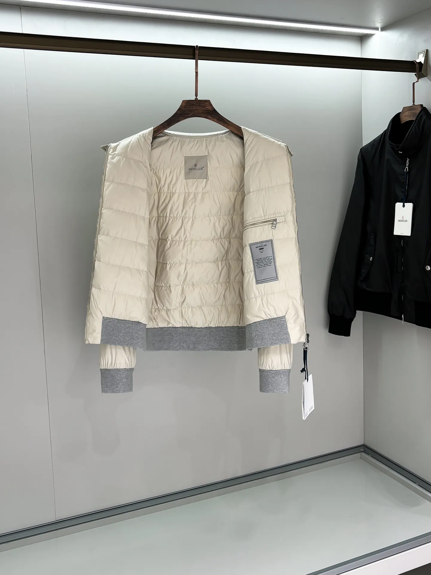 MOC 26FW New Arrival ， ！ ， ， ！ ， 、 ， ！ ， ！ ， ！ Logo 、 ， Quality ！ ， ！ Gray ， ， ！ 90 ， ， ！ ， ， ！ ， ！ ， ， ， ！ ， ！ ， ， Quality ！ ， ， ！Black/Beige/Gray， ！Size：1-4 1 ： 48cm- 114cm- 64cm- 66cm 2 ： 49cm- 118cm- 65cm- 67cm 3 ： 50cm- 122cm- 66cm- 68cm 4 ： 51cm- 126cm- 67cm- 69cm Size ： 174-140 ， 2 ！ 130 1 ，130-145 2 ，145-162 3 ，162-180 4 ！